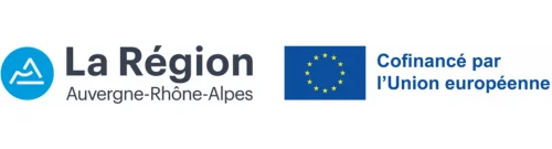 Couverture-Facebook-blanche-simple-avec-la-photo-dune-femme-pour-une-vente-de-produits-de-beaute-ou-des-produits-de-beaute-pour-une-femme-daffaires-2-1536x417